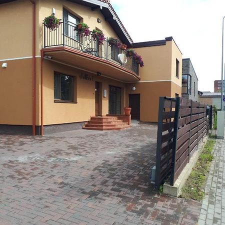 Juro Guest House Šiauliai Kültér fotó